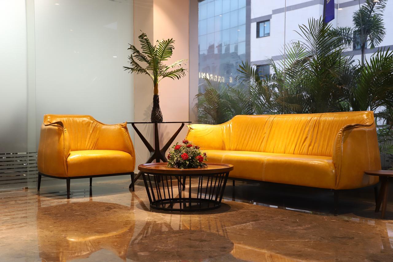 Ebony Residency Hotell Ahmedabad Eksteriør bilde