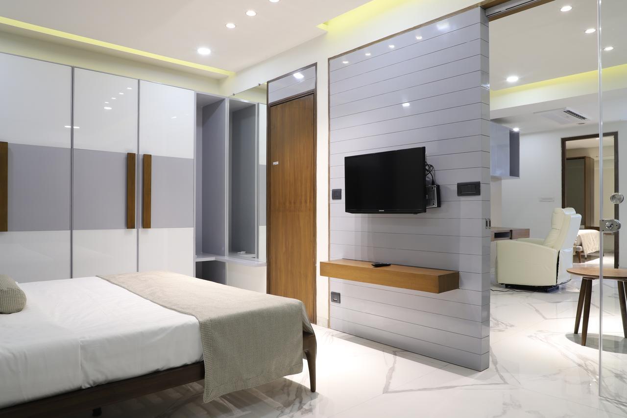 Ebony Residency Hotell Ahmedabad Eksteriør bilde