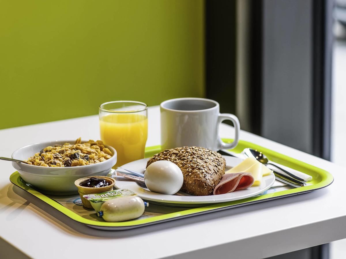 Ebony Residency Hotell Ahmedabad Eksteriør bilde
